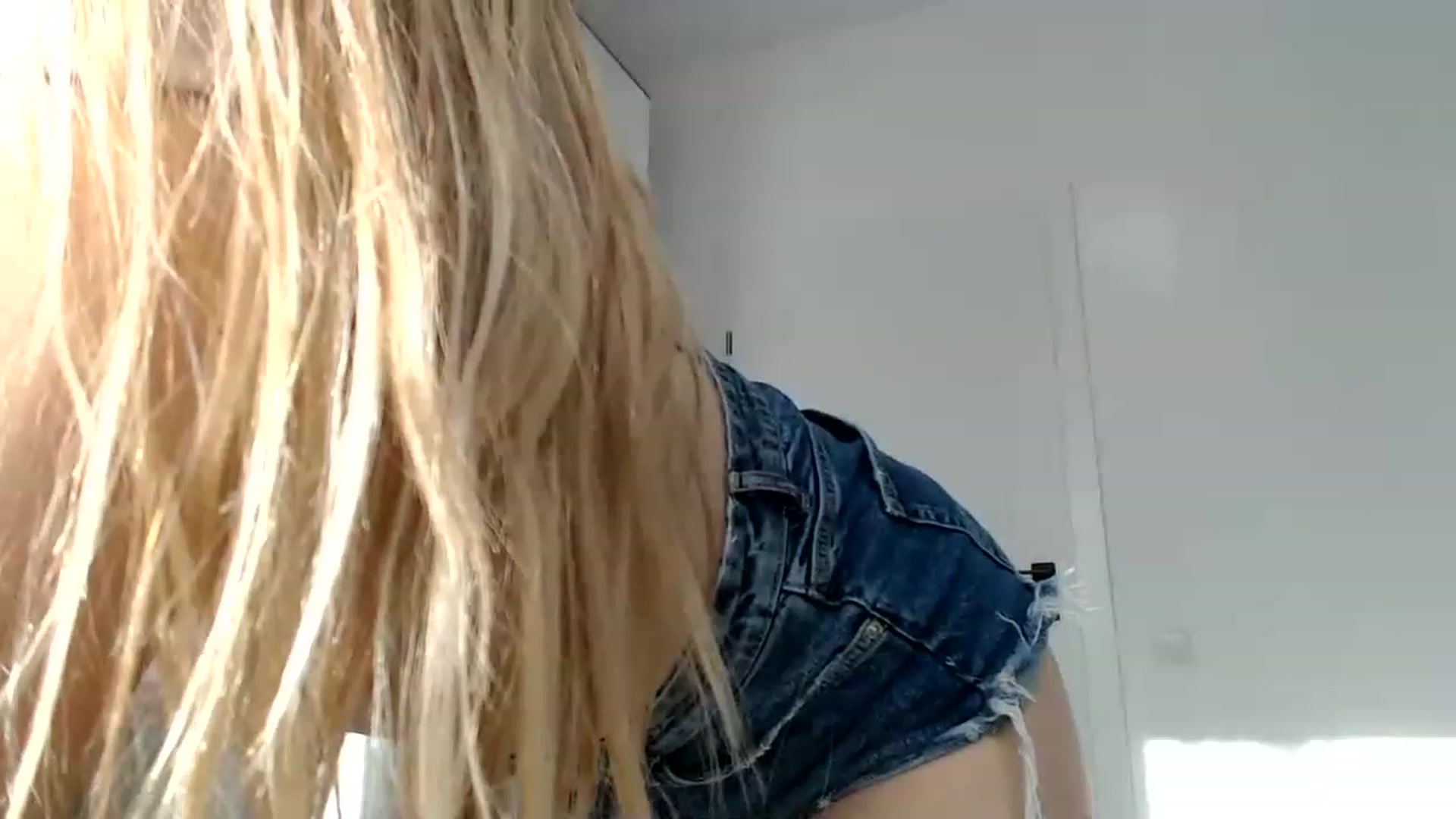 Gallery image thumbnail from Suckmedaddy99's myfreecams stream on, 11/28/2022, 11:09 image 5 of 20