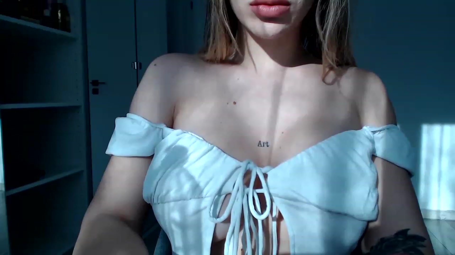 Gallery image thumbnail from Suckmedaddy99's myfreecams stream on, 11/29/2022, 11:03 image 9 of 20