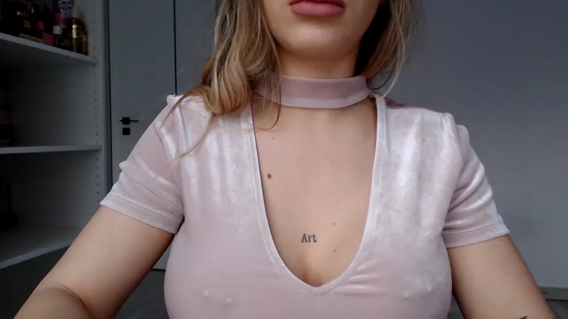 Gallery image thumbnail from Suckmedaddy99's myfreecams stream on, 12/06/2022, 14:40 image 11 of 20