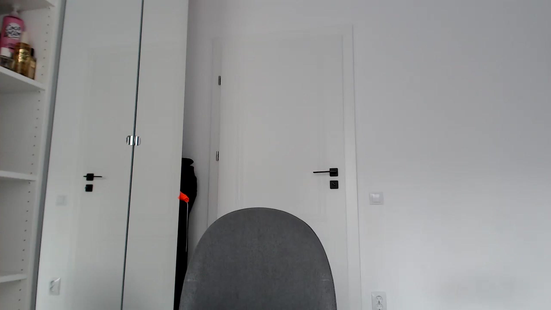 Gallery image thumbnail from Suckmedaddy99's myfreecams stream on, 12/10/2022, 12:08 image 9 of 20