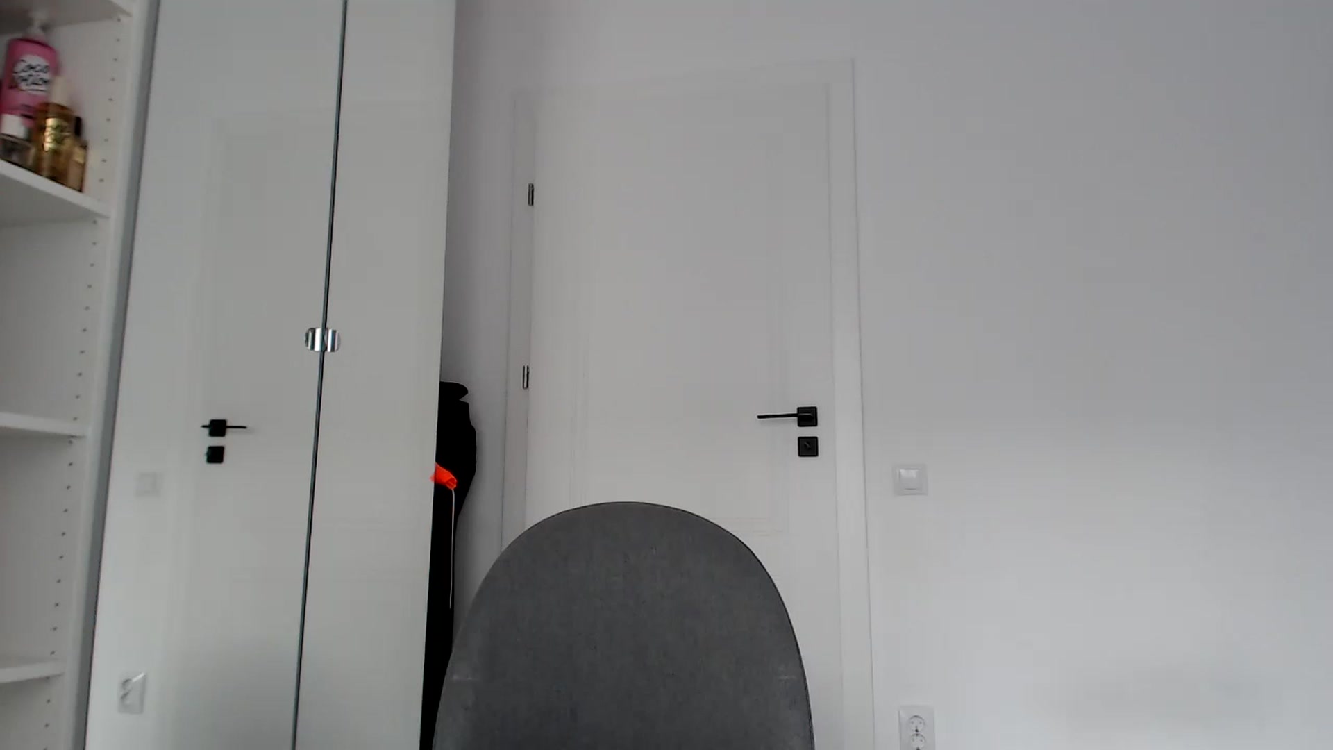 Gallery image thumbnail from Suckmedaddy99's myfreecams stream on, 12/10/2022, 12:08 image 11 of 20