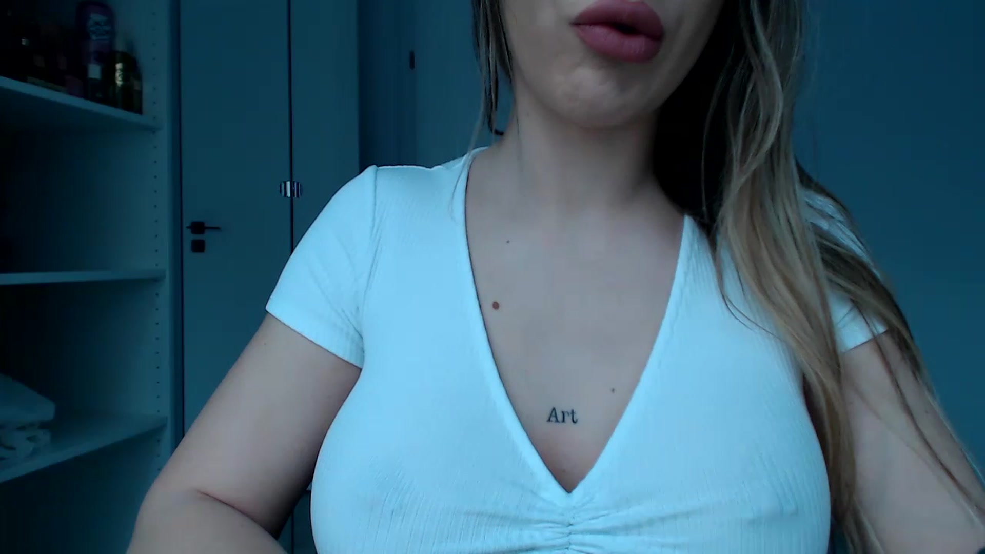 Gallery image thumbnail from Suckmedaddy99's myfreecams stream on, 12/10/2022, 12:08 image 17 of 20