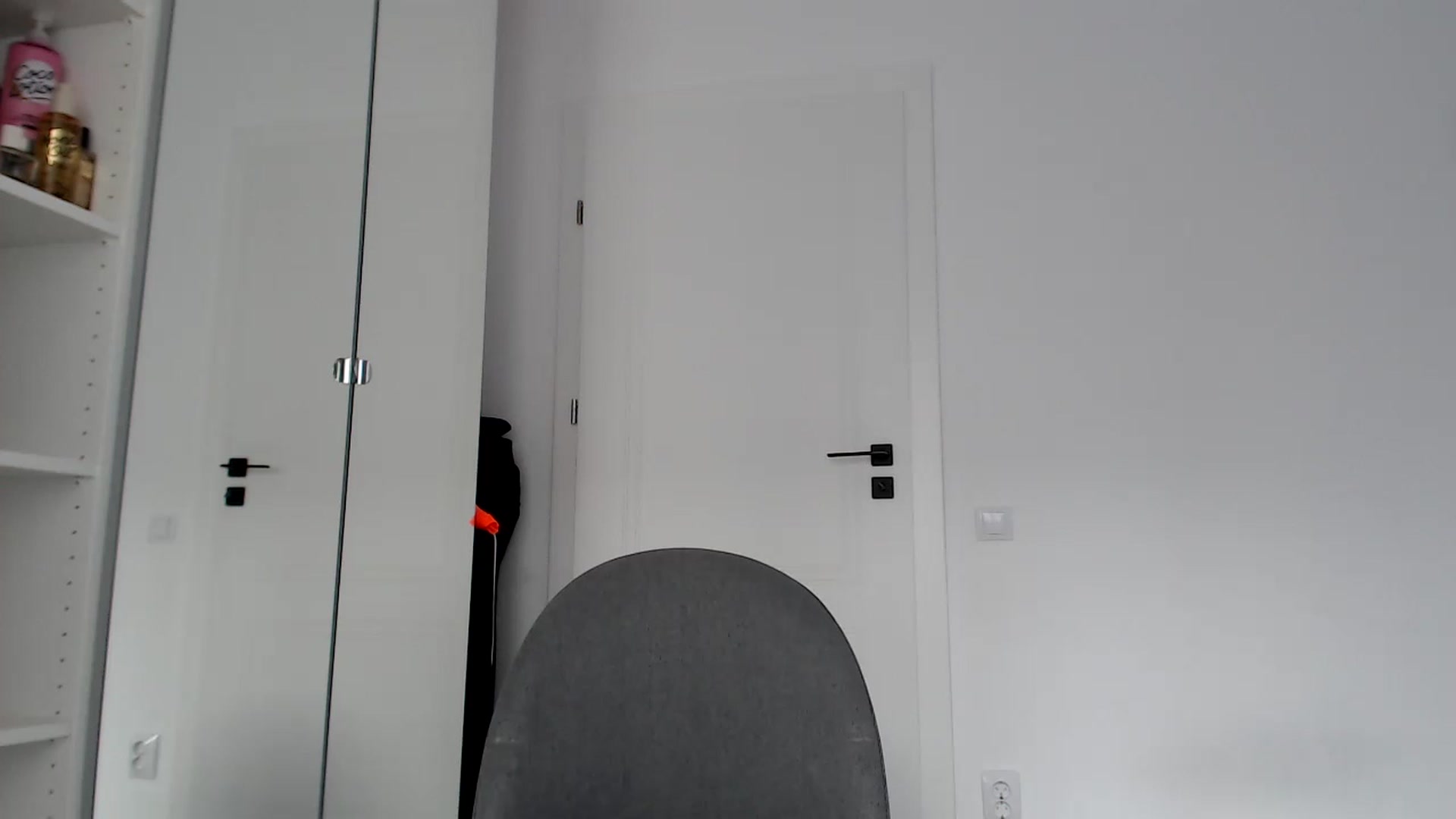 Gallery image thumbnail from Suckmedaddy99's myfreecams stream on, 12/10/2022, 12:08 image 12 of 20