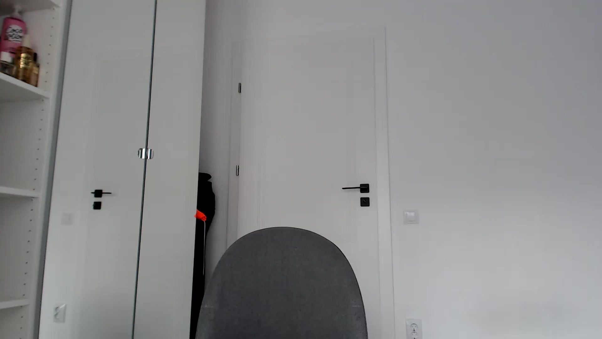 Gallery image thumbnail from Suckmedaddy99's myfreecams stream on, 12/10/2022, 12:08 image 10 of 20