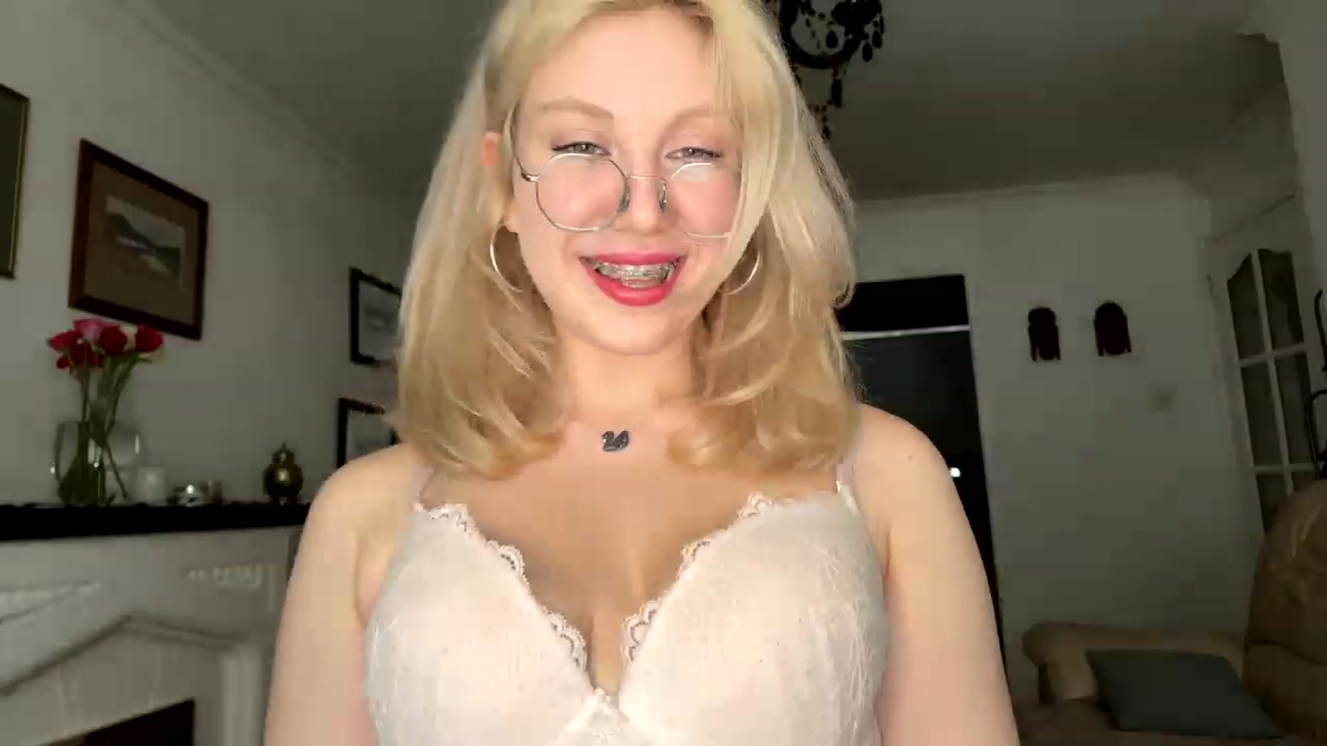 Gallery image thumbnail from SugarAnna19's myfreecams stream on, 04/29/2023, 17:54 image 19 of 20