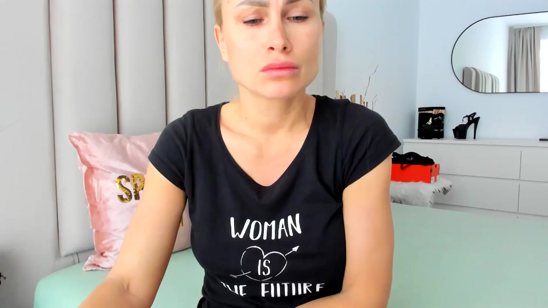Gallery image thumbnail from SugarCrush25's myfreecams stream on, 02/20/2025, 17:07 image 7 of 20