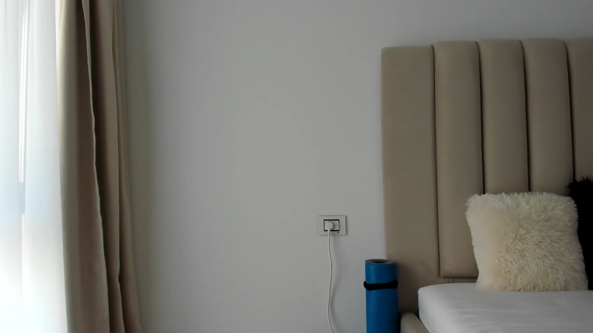 Gallery image thumbnail from SugarCrush25's myfreecams stream on, 03/10/2025, 17:50 image 14 of 20