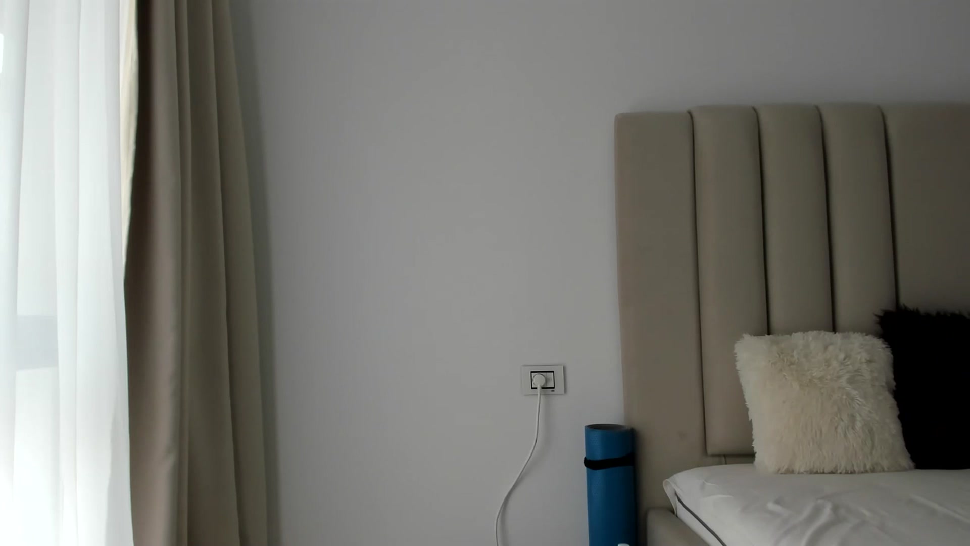 Gallery image thumbnail from SugarCrush25's myfreecams stream on, 03/15/2025, 16:19 image 14 of 20
