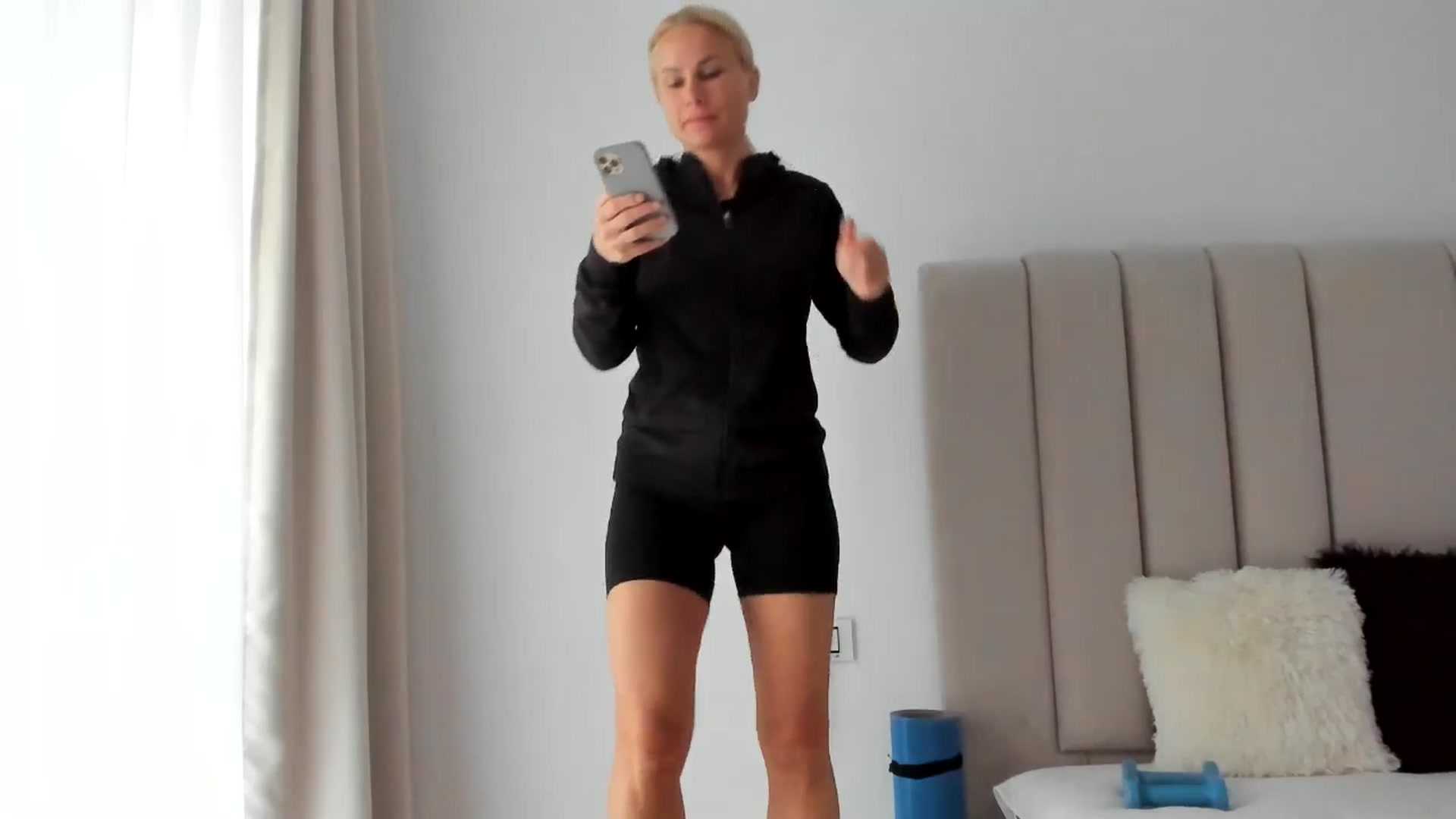 Gallery image thumbnail from SugarCrush25's myfreecams stream on, 03/17/2025, 15:33 image 5 of 20