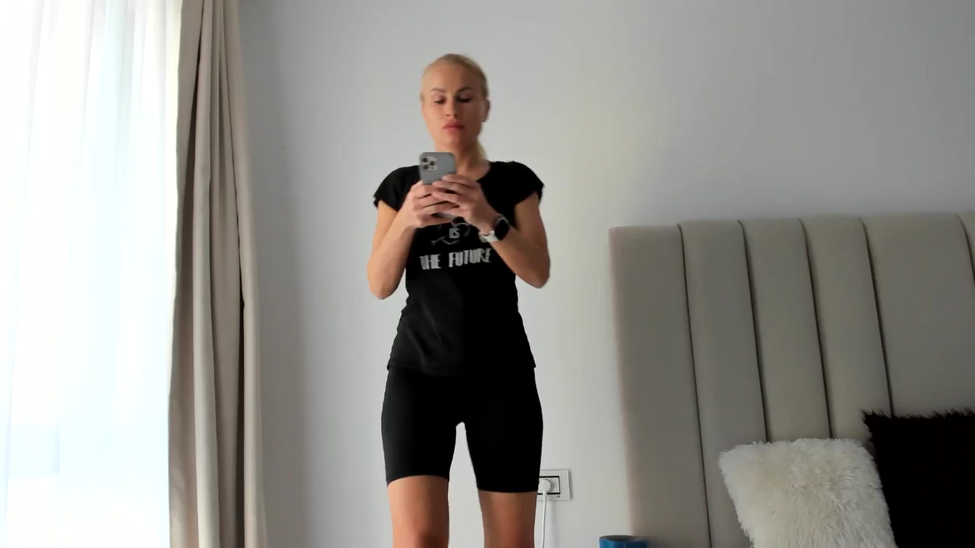 Gallery image thumbnail from SugarCrush25's myfreecams stream on, 03/19/2025, 15:45 image 17 of 20