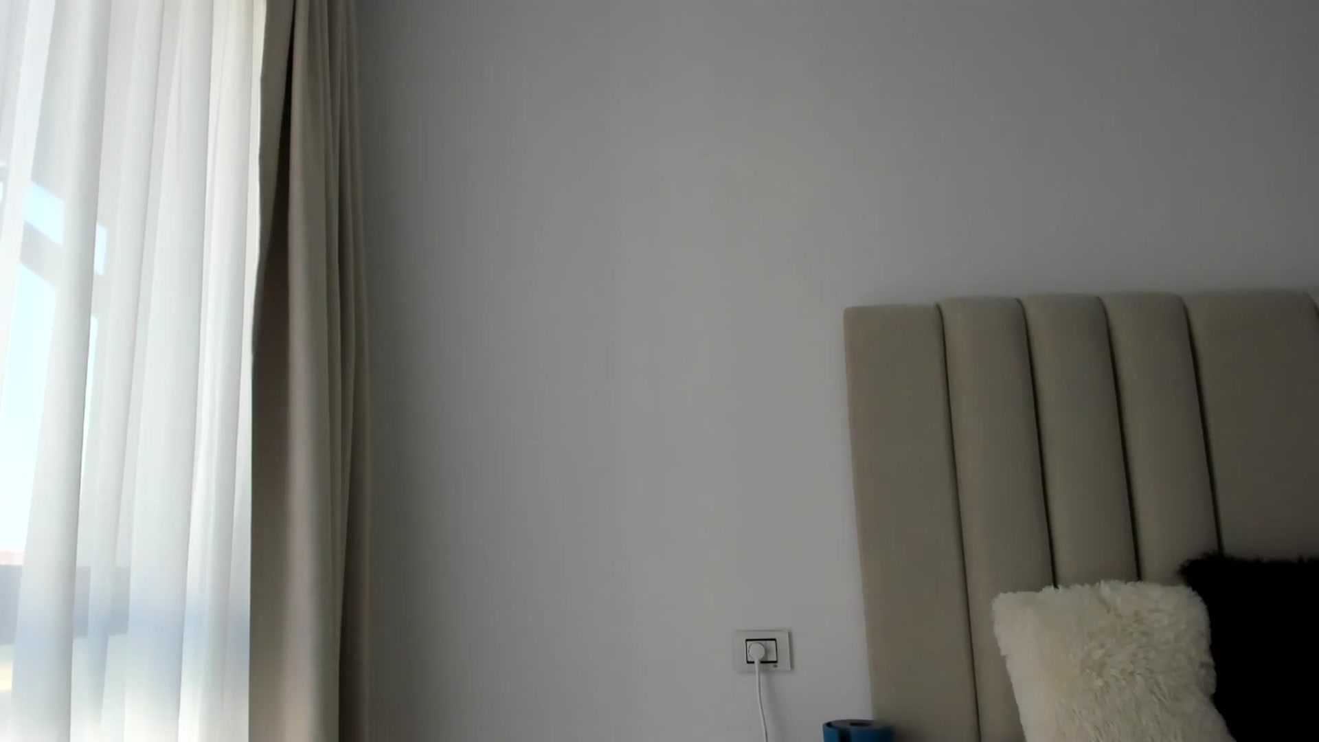 Gallery image thumbnail from SugarCrush25's myfreecams stream on, 03/21/2025, 16:15 image 14 of 20