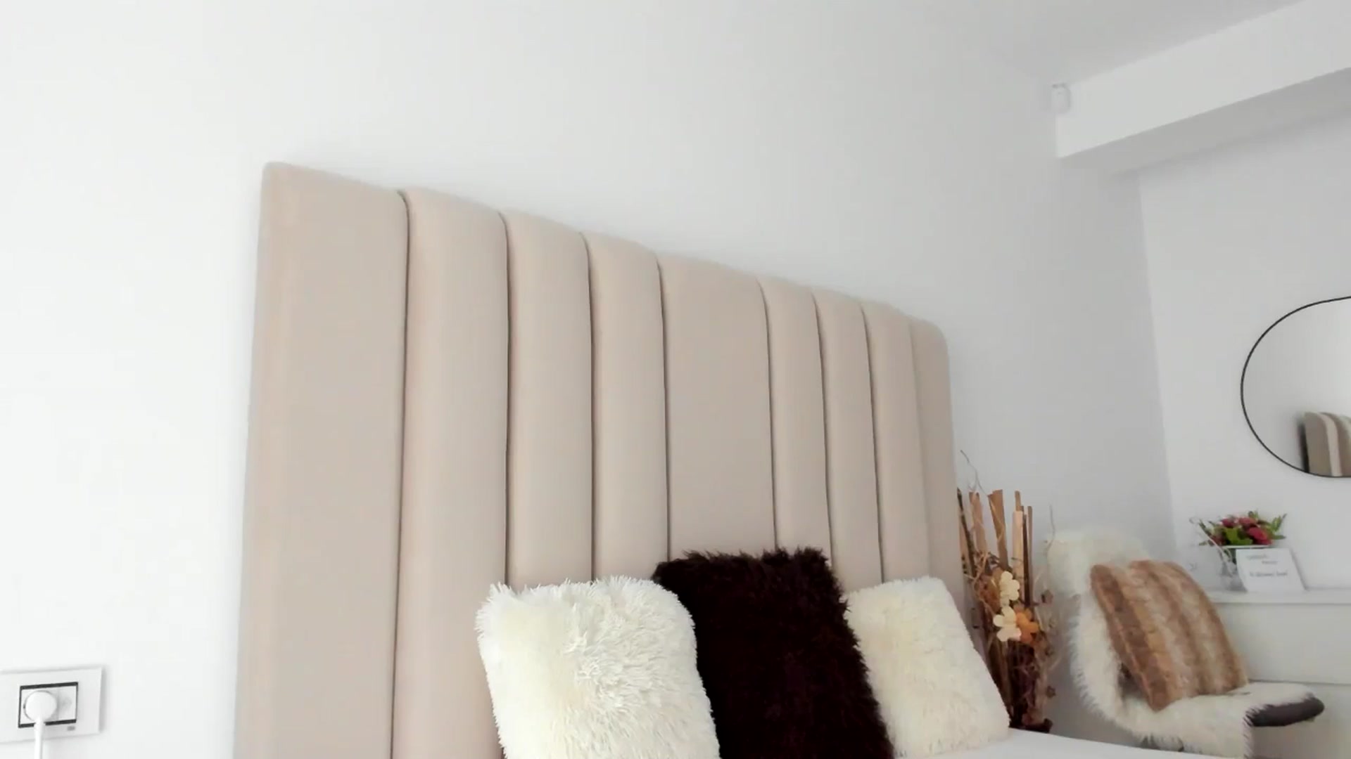 Gallery image thumbnail from SugarCrush25's myfreecams stream on, 03/24/2025, 16:33 image 19 of 20