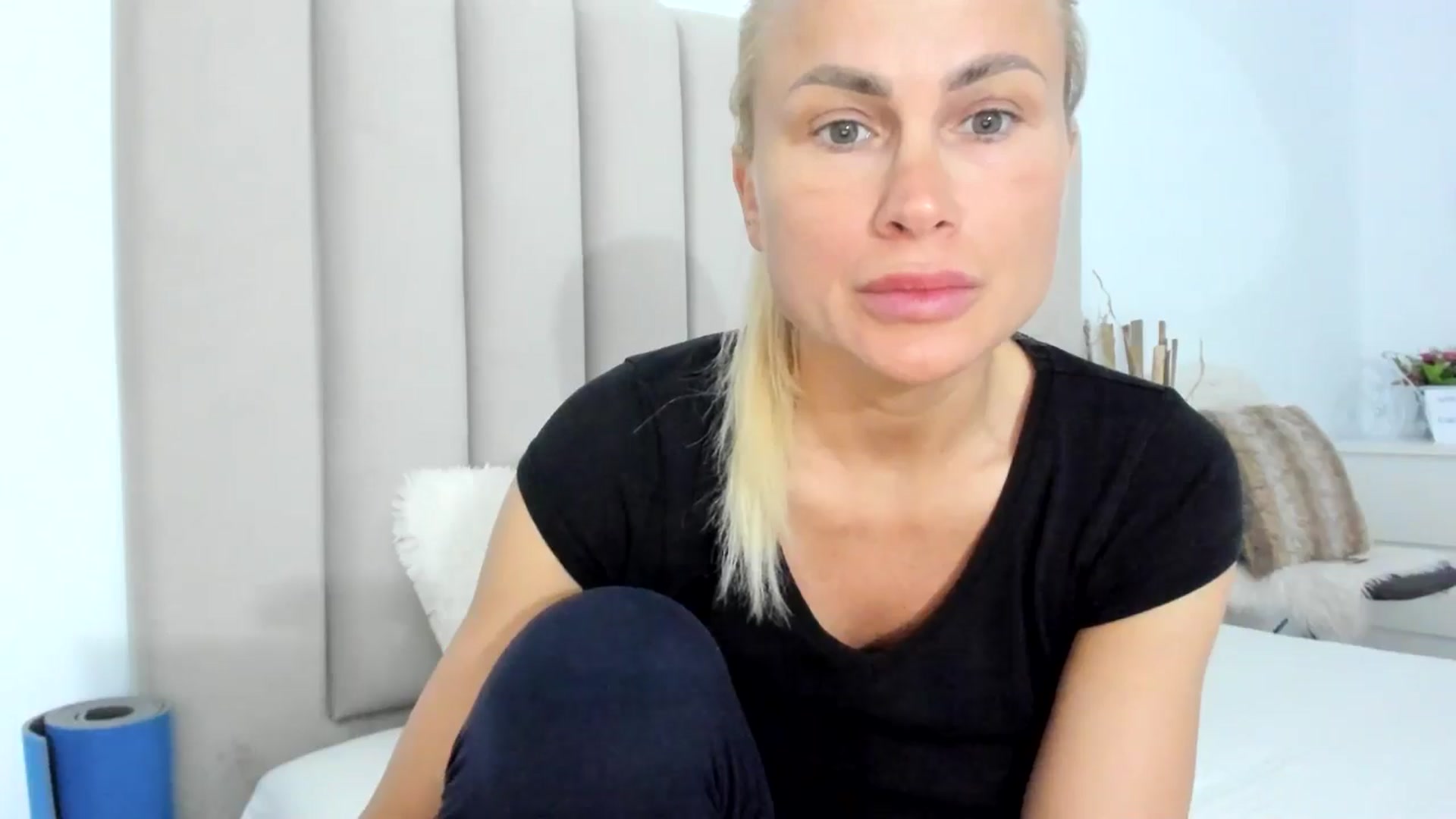 Gallery image thumbnail from SugarCrush25's myfreecams stream on, 03/25/2025, 19:16 image 20 of 20