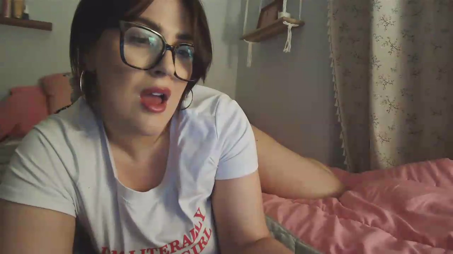 Gallery image thumbnail from SugarLuxeXO's myfreecams stream on, 07/16/2026, 22:07 image 12 of 20