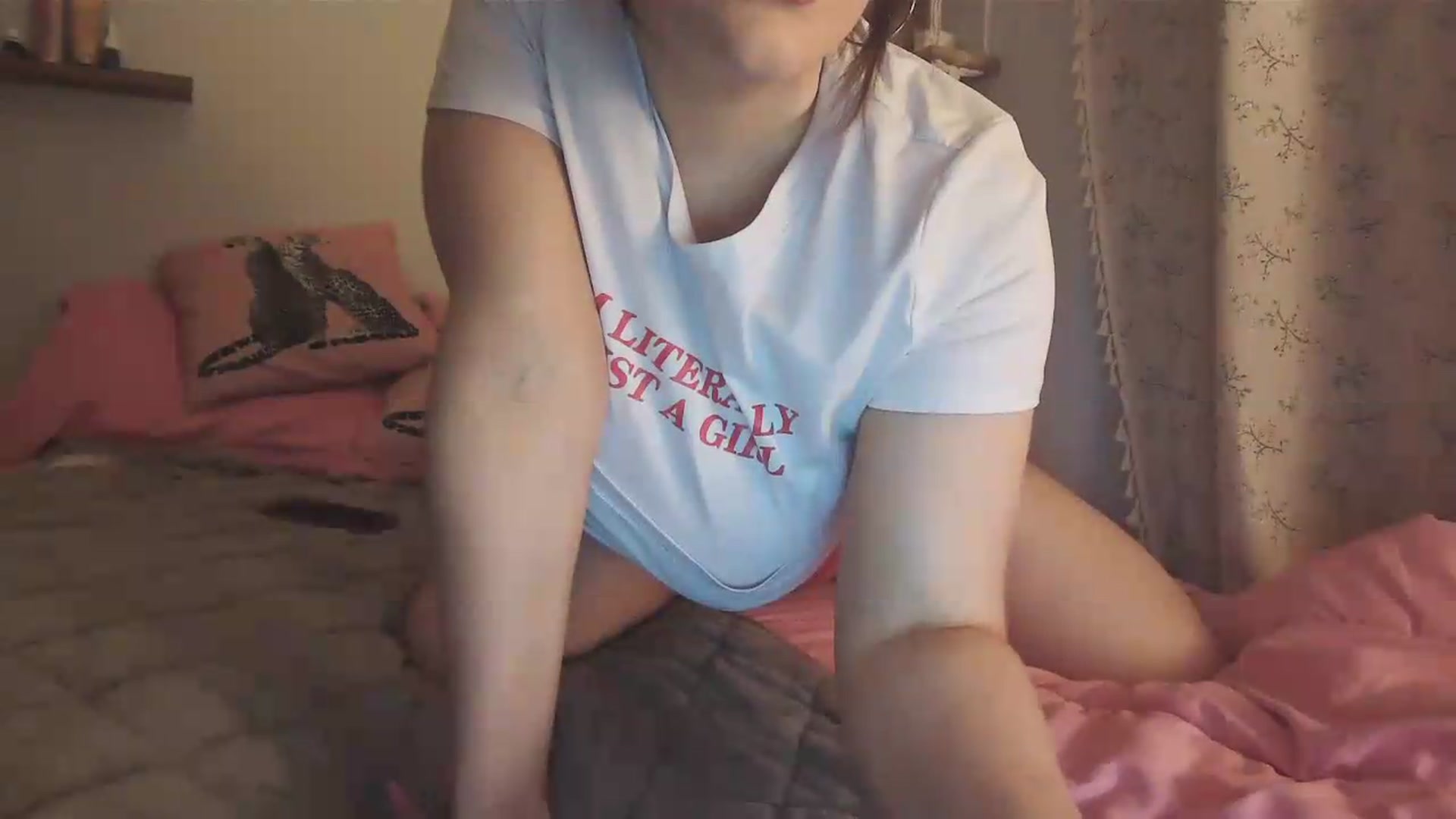 Gallery image thumbnail from SugarLuxeXO's myfreecams stream on, 07/16/2026, 22:07 image 16 of 20