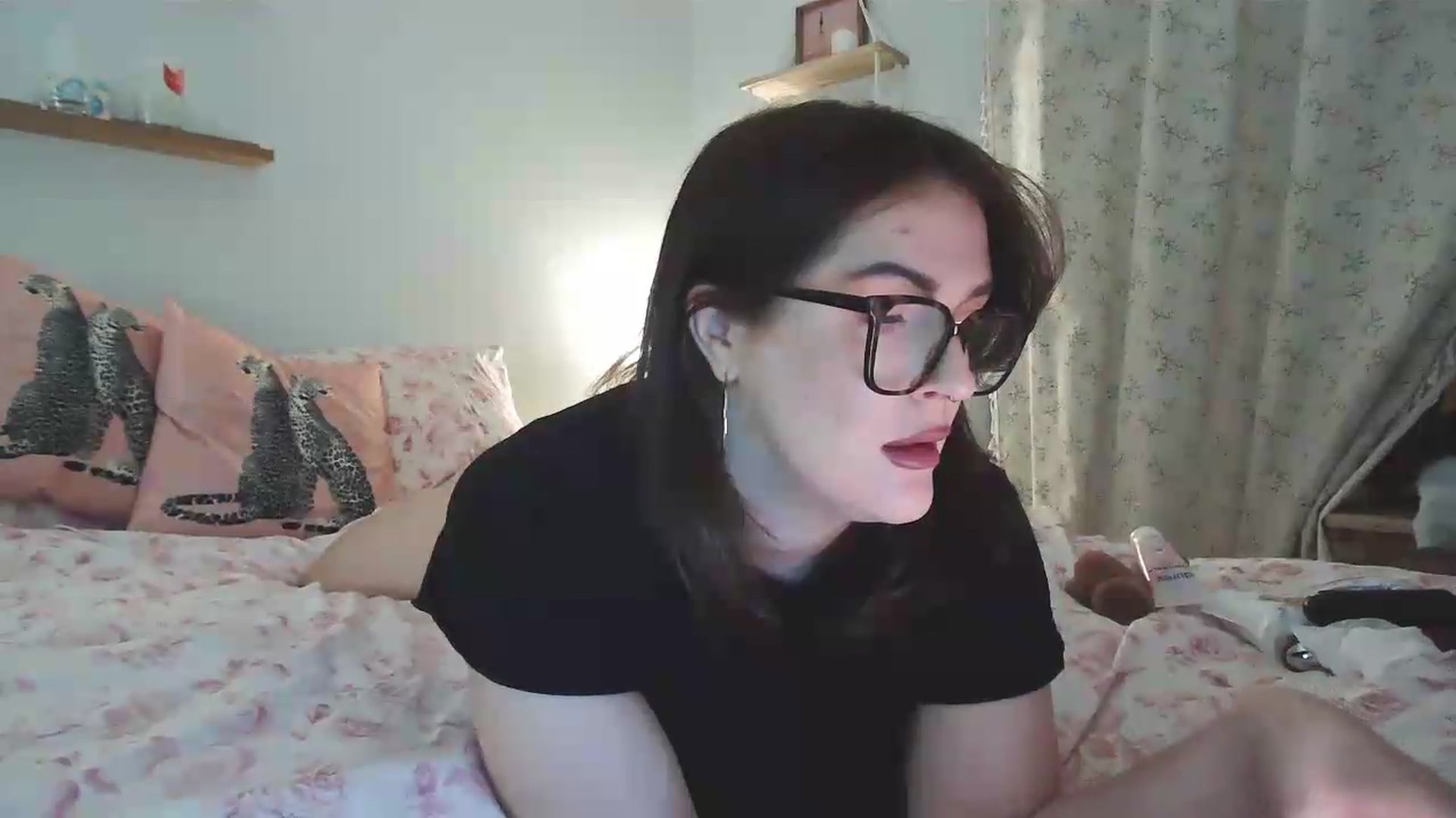 Gallery image thumbnail from SugarLuxeXO's myfreecams stream on, 08/11/2026, 21:52 image 3 of 20