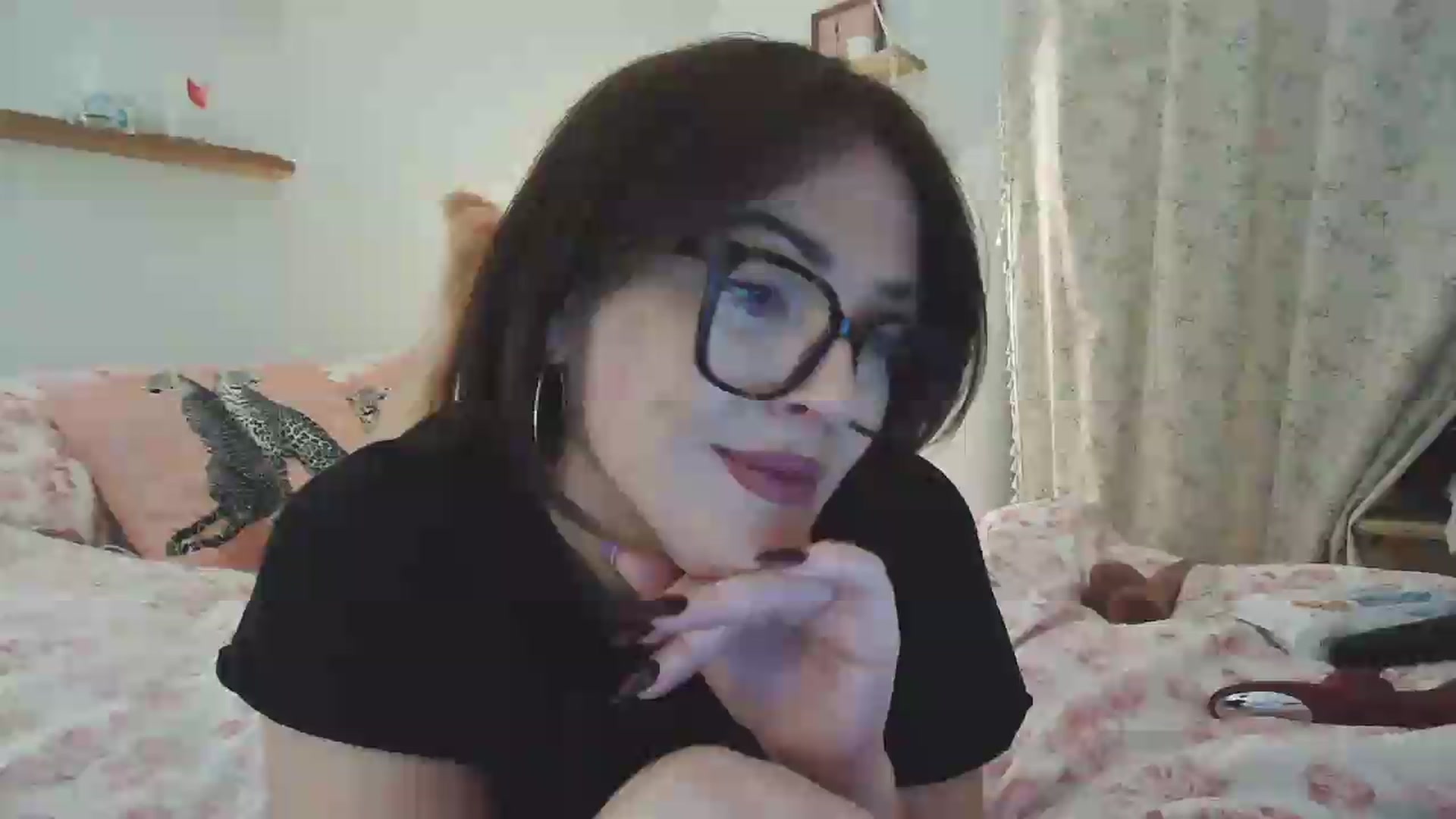 Gallery image thumbnail from SugarLuxeXO's myfreecams stream on, 08/11/2026, 22:11 image 8 of 20