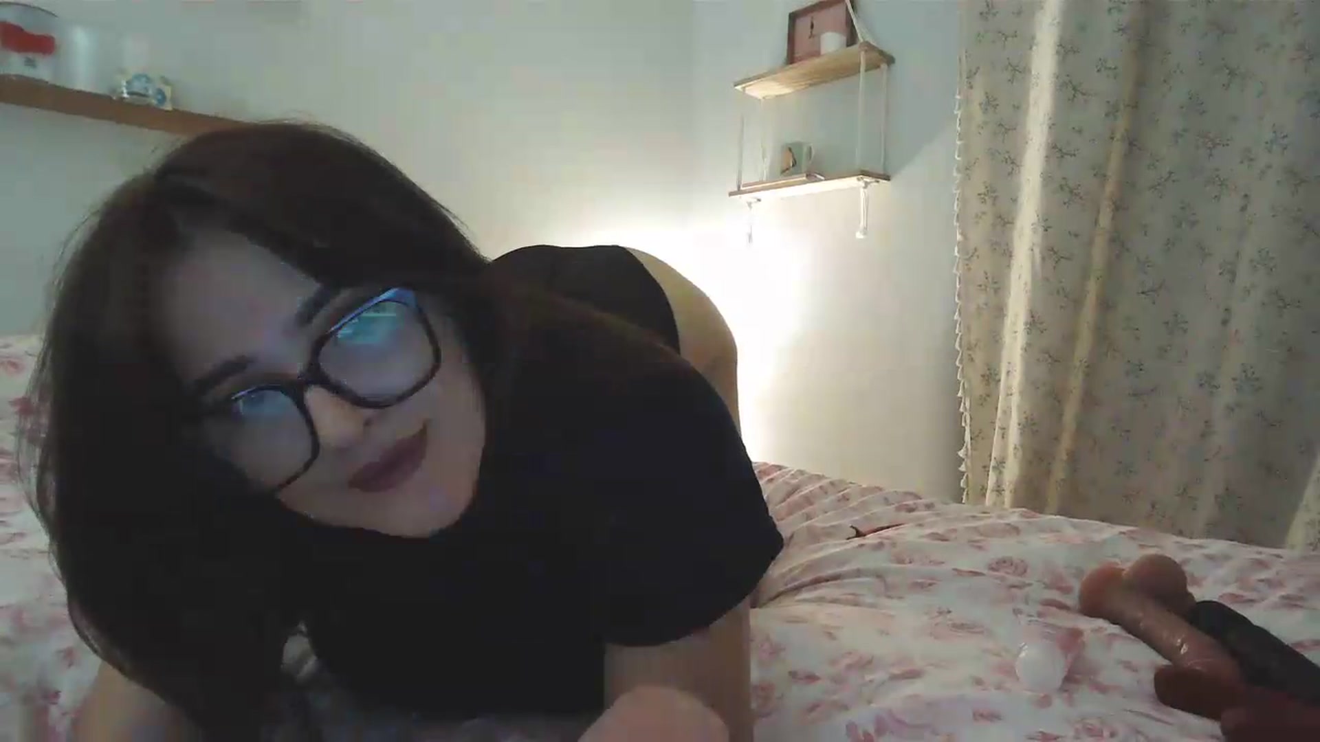 Gallery image thumbnail from SugarLuxeXO's myfreecams stream on, 08/12/2026, 21:52 image 20 of 20