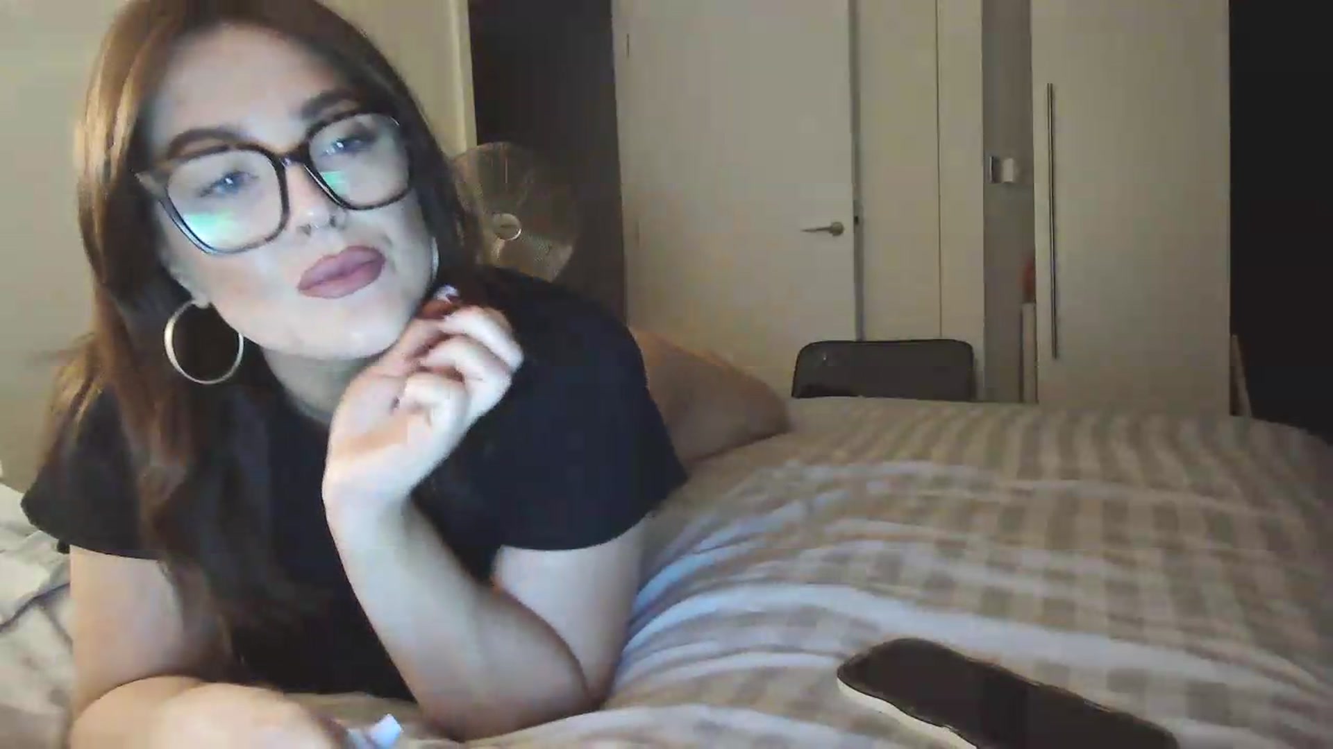 Gallery image thumbnail from SugarLuxeXO's myfreecams stream on, 08/18/2026, 22:13 image 13 of 20