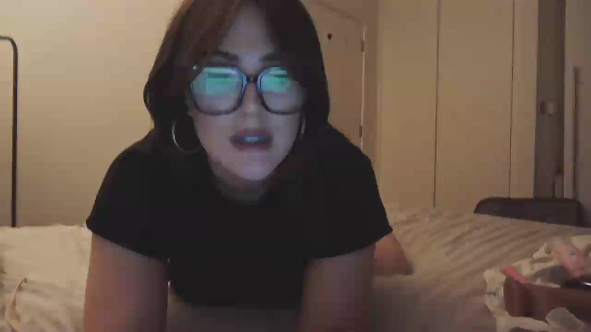 Gallery image thumbnail from SugarLuxeXO's myfreecams stream on, 08/19/2026, 22:24 image 3 of 20