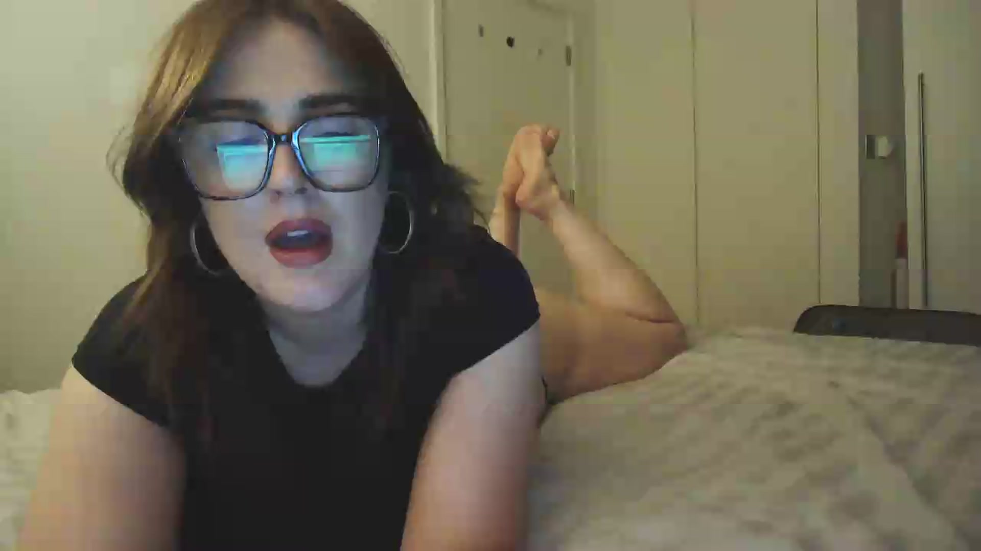 Gallery image thumbnail from SugarLuxeXO's myfreecams stream on, 08/21/2026, 21:30 image 2 of 20