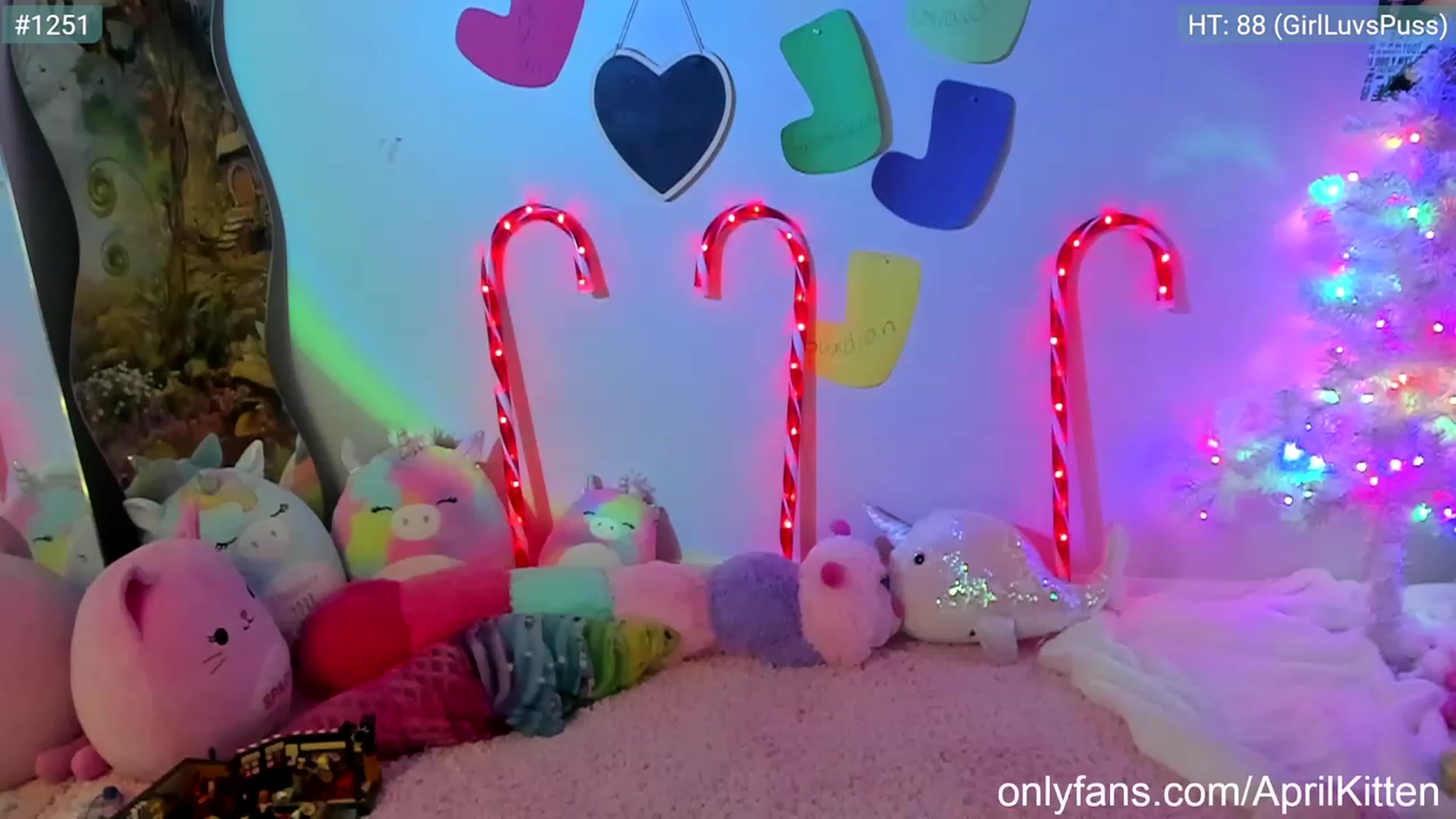 Gallery image thumbnail from SugarPlum's myfreecams stream on, 12/06/2022, 10:30 image 5 of 20