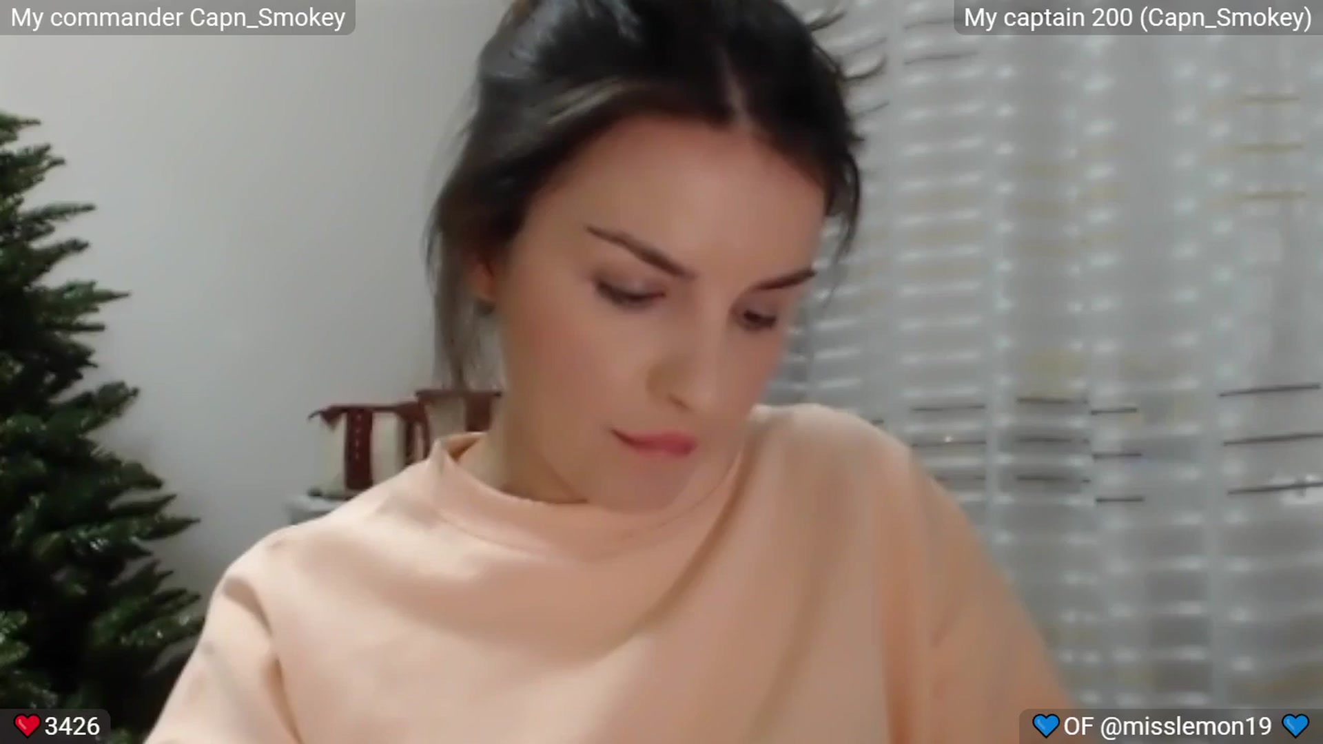 Gallery image thumbnail from SugarPlum's myfreecams stream on, 12/07/2025, 10:05 image 19 of 20