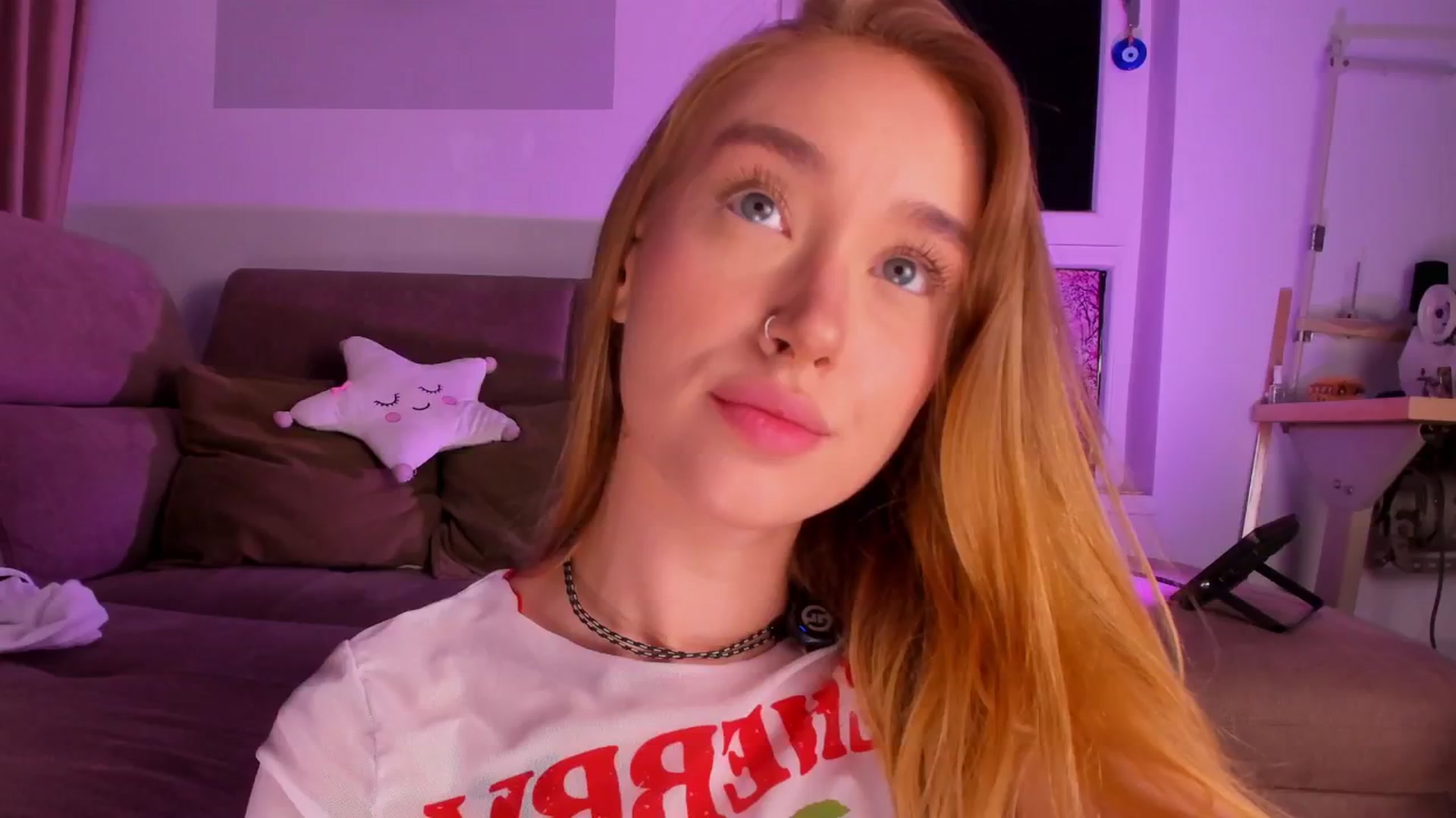Gallery image thumbnail from SugarSkye's myfreecams stream on, 12/24/2025, 17:44 image 6 of 20