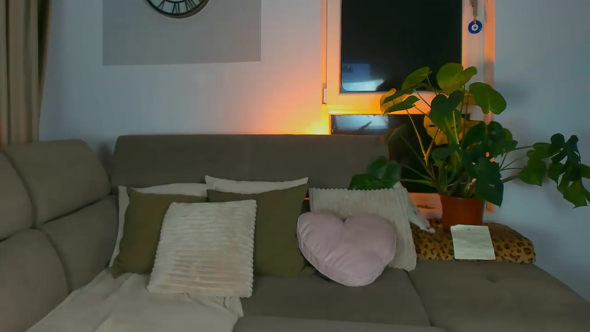 Gallery image thumbnail from SugarSkye's myfreecams stream on, 09/10/2026, 03:20 image 4 of 20