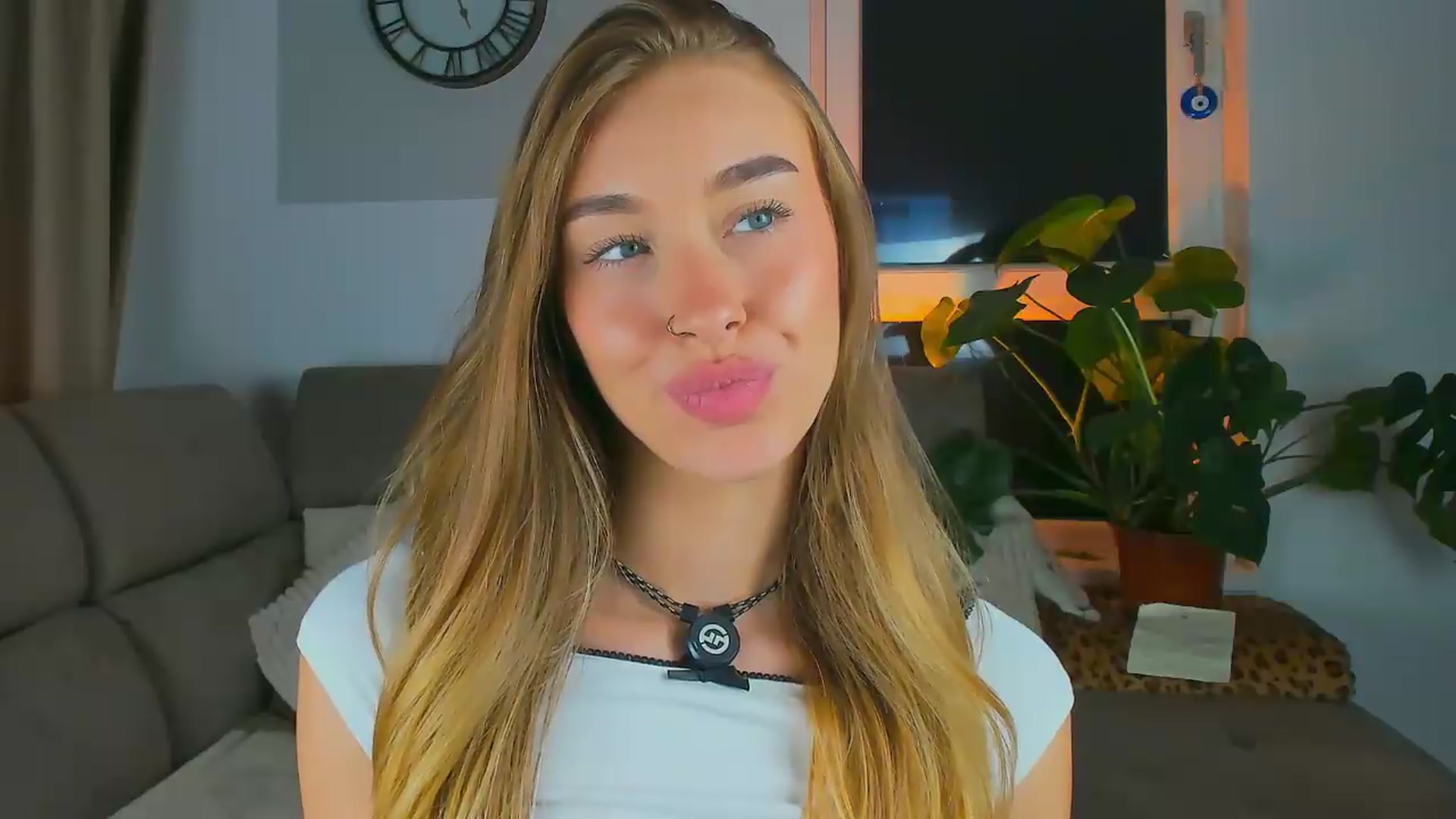 Gallery image thumbnail from SugarSkye's myfreecams stream on, 09/12/2026, 03:37 image 20 of 20
