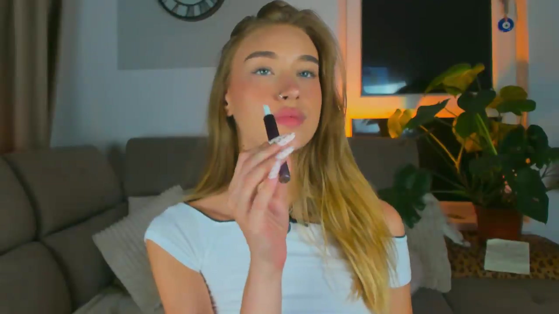 Gallery image thumbnail from SugarSkye's myfreecams stream on, 09/12/2026, 03:37 image 4 of 20