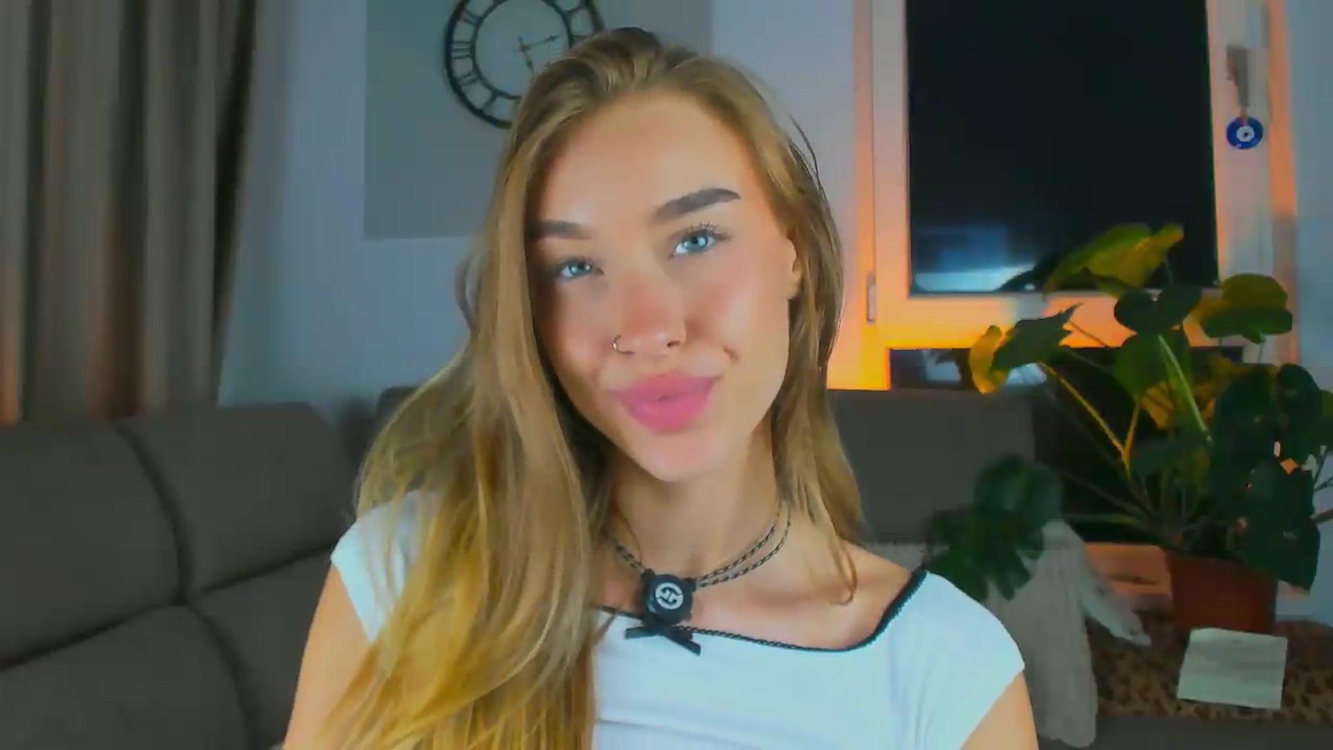 Gallery image thumbnail from SugarSkye's myfreecams stream on, 09/12/2026, 03:37 image 11 of 20