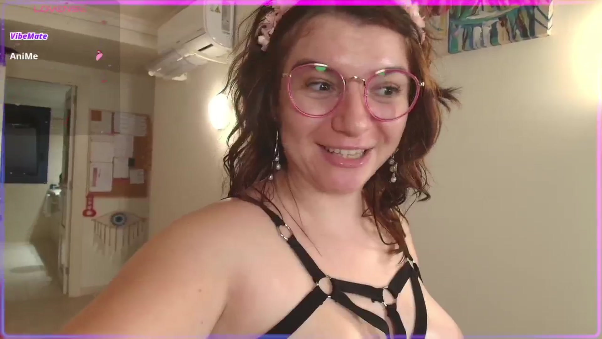 Gallery image thumbnail from SugarSpice22's myfreecams stream on, 09/16/2024, 04:28 image 13 of 20