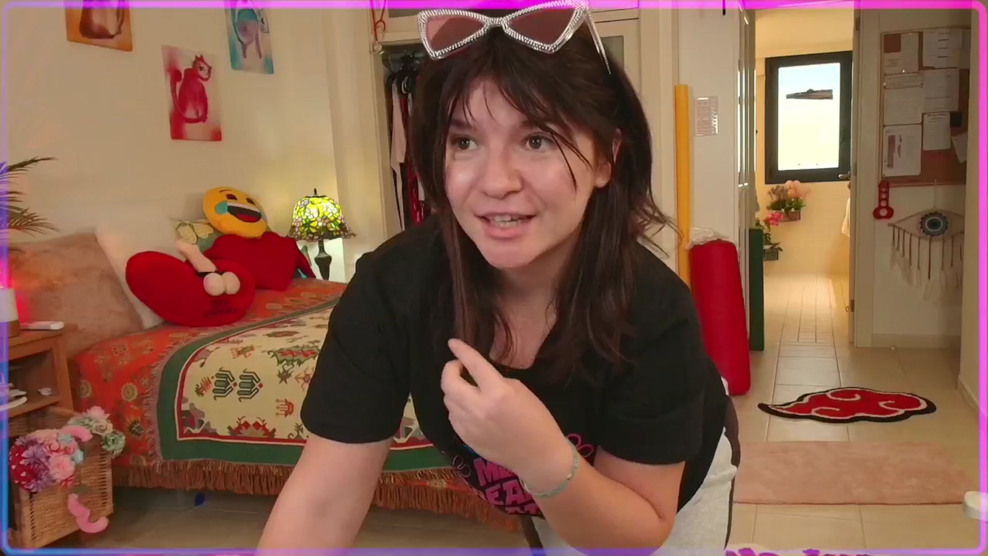 Gallery image thumbnail from SugarSpice22's myfreecams stream on, 10/31/2024, 18:37 image 14 of 20