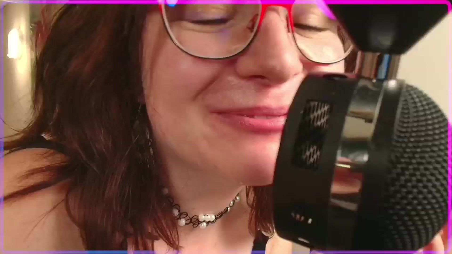 Gallery image thumbnail from SugarSpice22's myfreecams stream on, 11/25/2024, 20:46 image 18 of 20
