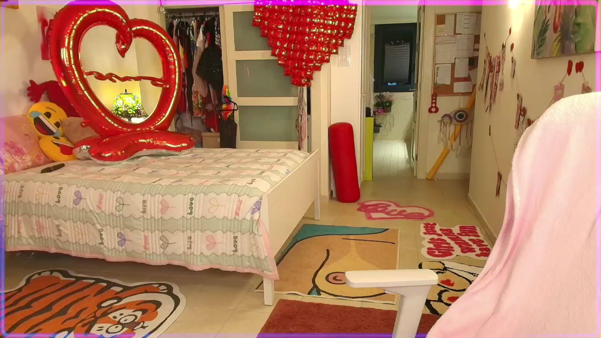 Gallery image thumbnail from SugarSpice22's myfreecams stream on, 02/22/2025, 01:16 image 6 of 20