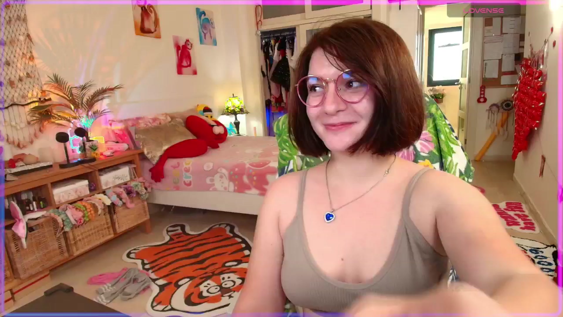 Gallery image thumbnail from SugarSpice22's myfreecams stream on, 02/24/2025, 19:10 image 6 of 20