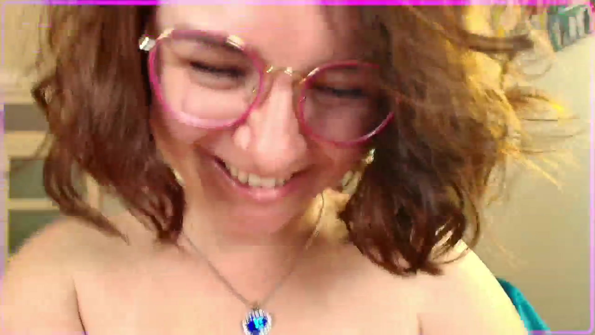 Gallery image thumbnail from SugarSpice22's myfreecams stream on, 03/13/2025, 10:45 image 15 of 20