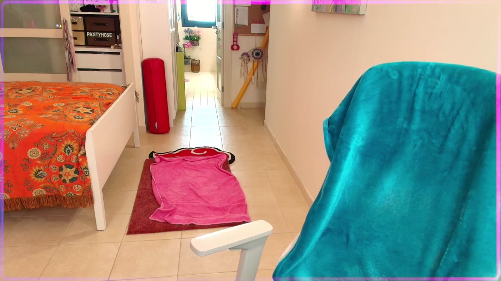 Gallery image thumbnail from SugarSpice22's myfreecams stream on, 03/13/2025, 16:26 image 9 of 20