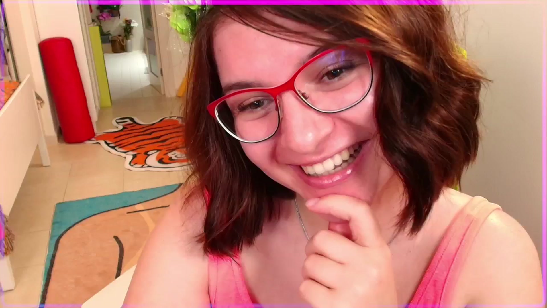 Gallery image thumbnail from SugarSpice22's myfreecams stream on, 03/28/2025, 04:12 image 7 of 20