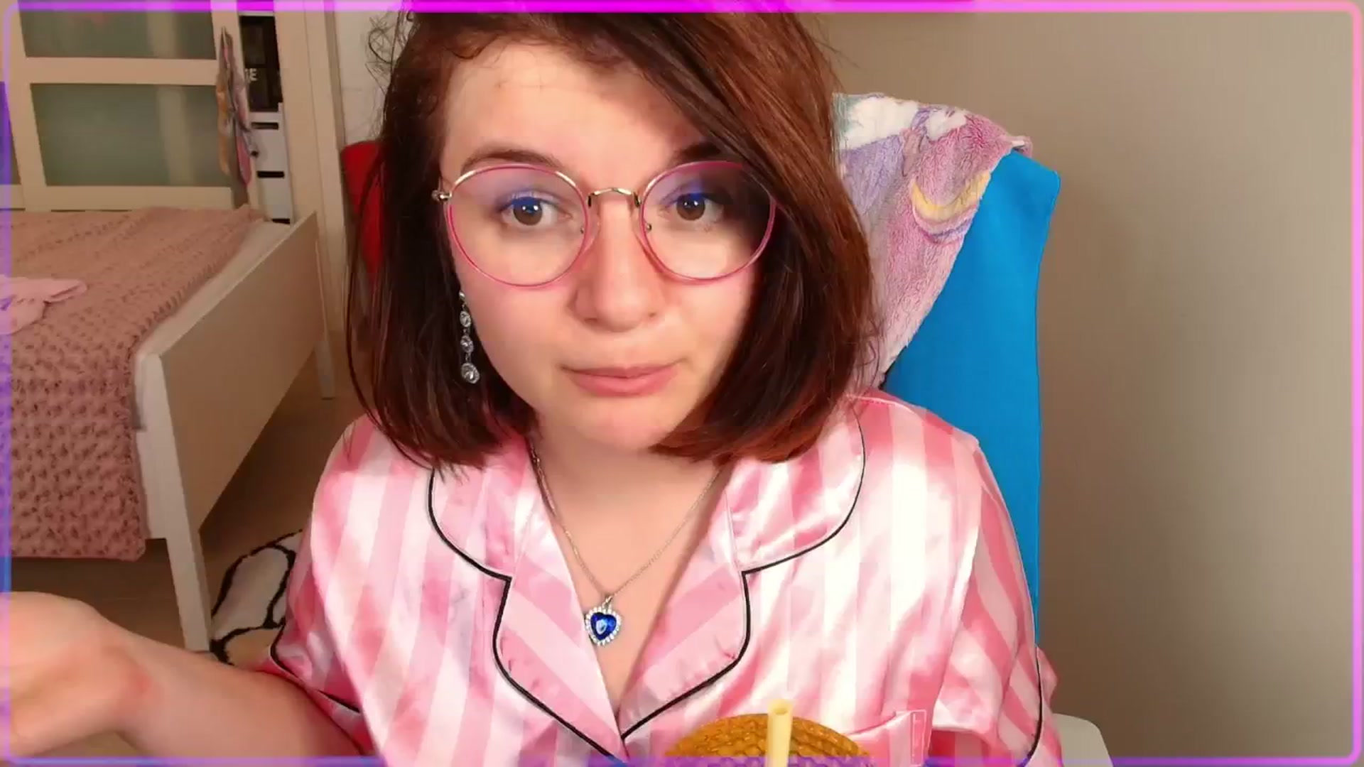 Gallery image thumbnail from SugarSpice22's myfreecams stream on, 04/29/2025, 22:53 image 16 of 20