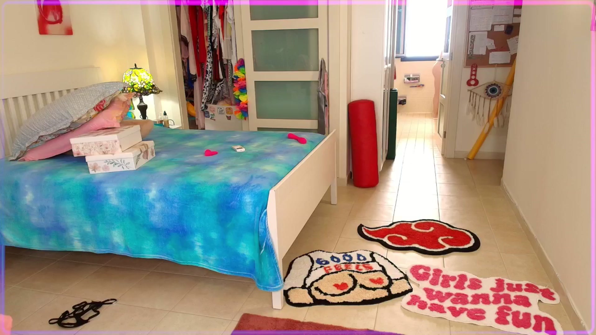 Gallery image thumbnail from SugarSpice22's myfreecams stream on, 06/18/2025, 13:02 image 12 of 20