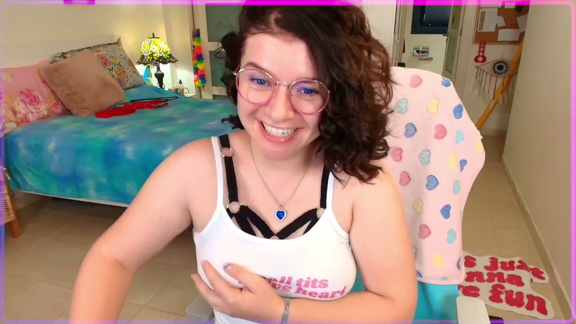 Gallery image thumbnail from SugarSpice22's myfreecams stream on, 06/19/2025, 04:10 image 5 of 20