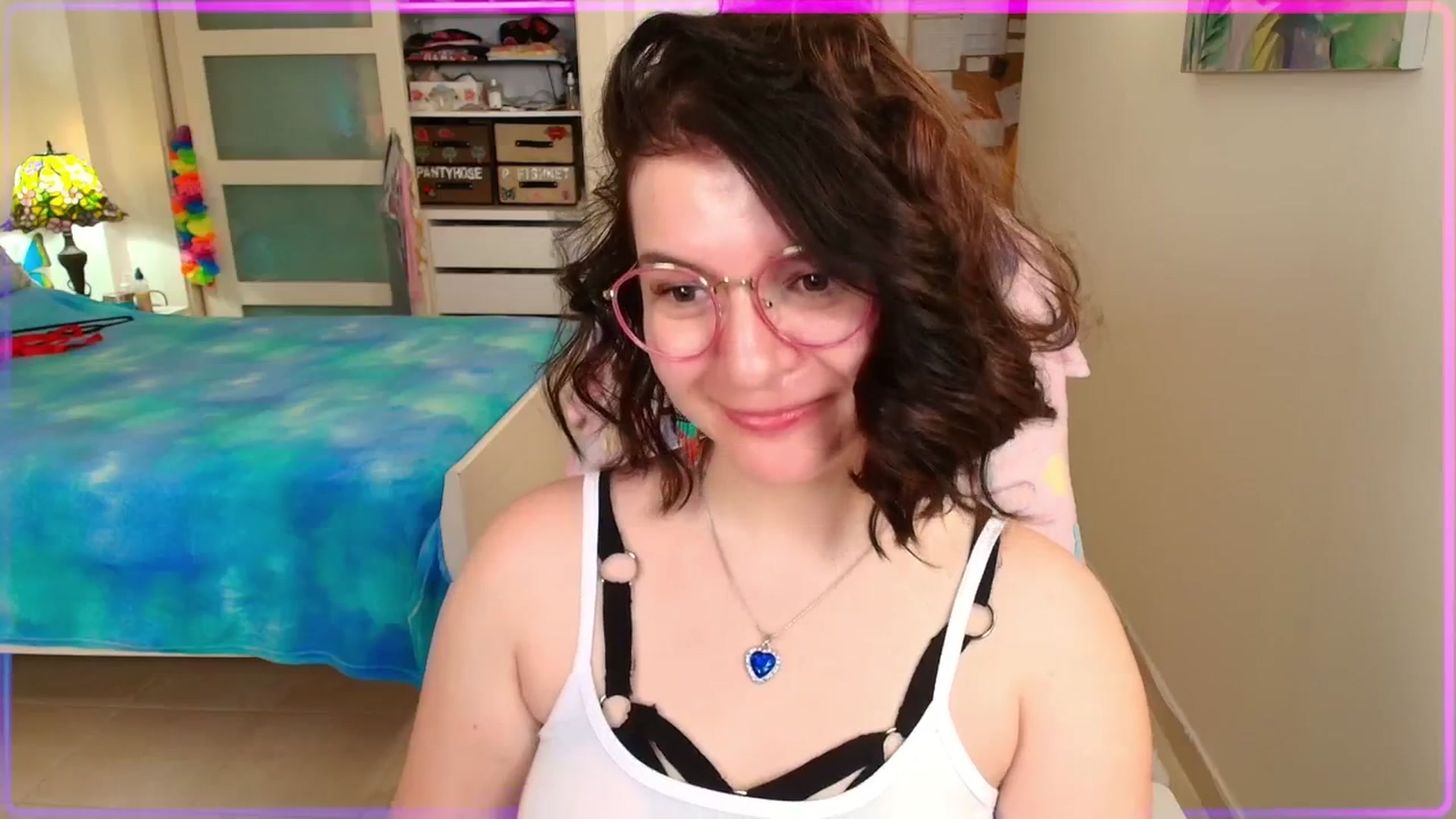 Gallery image thumbnail from SugarSpice22's myfreecams stream on, 06/19/2025, 04:47 image 15 of 20
