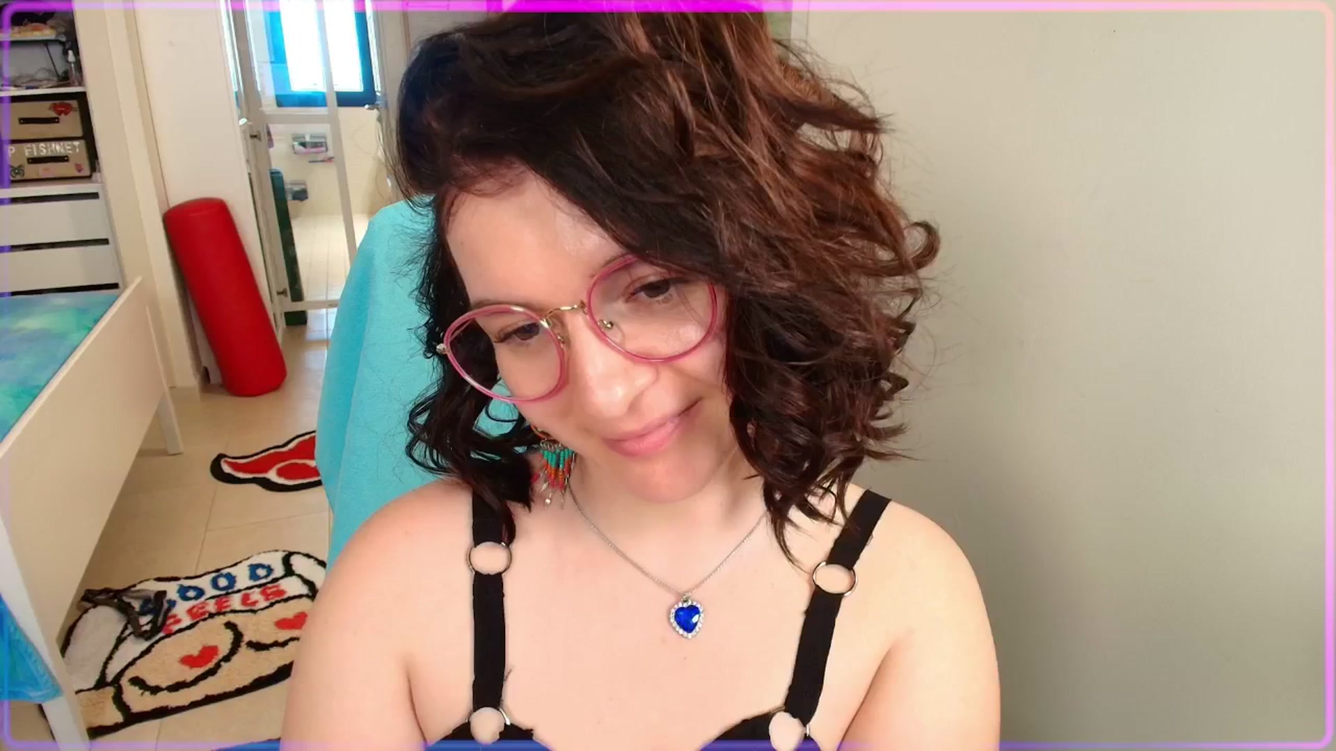 Gallery image thumbnail from SugarSpice22's myfreecams stream on, 06/19/2025, 12:08 image 16 of 20