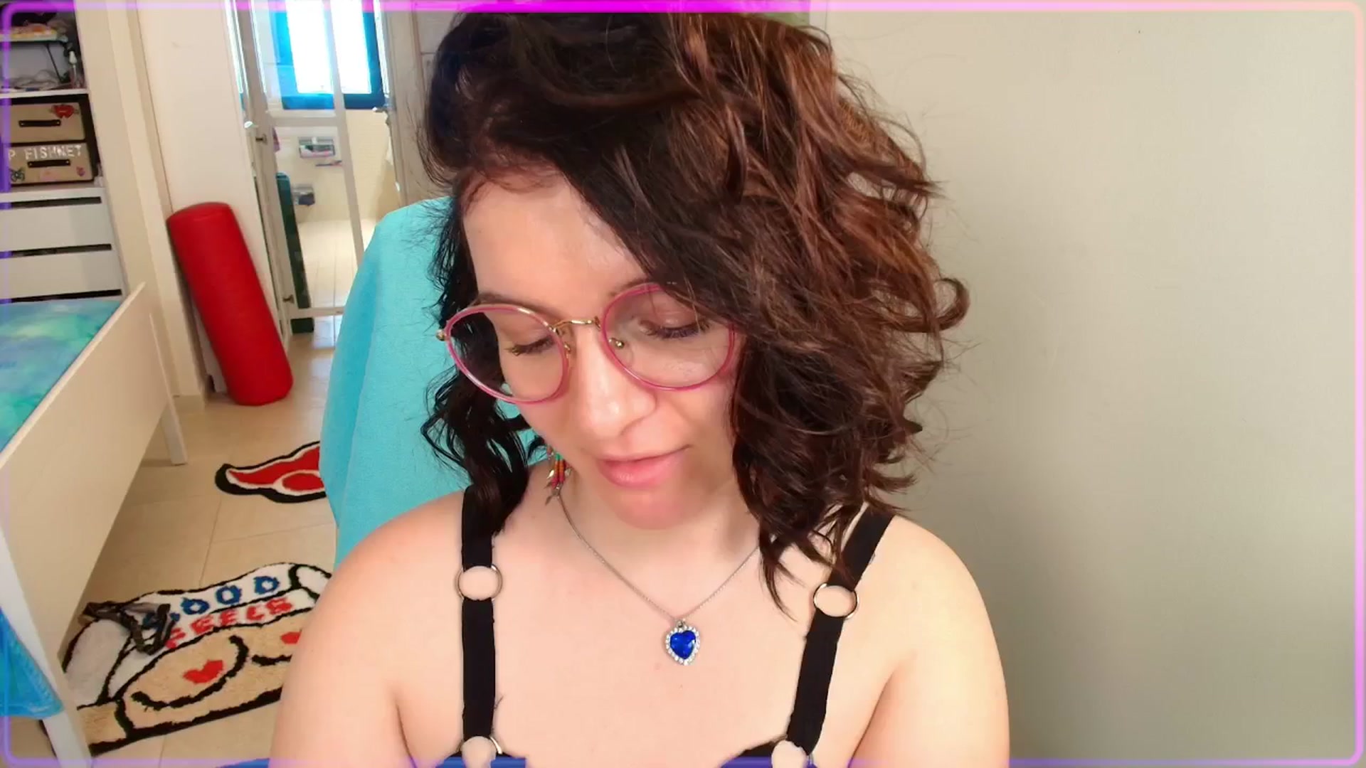 Gallery image thumbnail from SugarSpice22's myfreecams stream on, 06/19/2025, 12:08 image 17 of 20