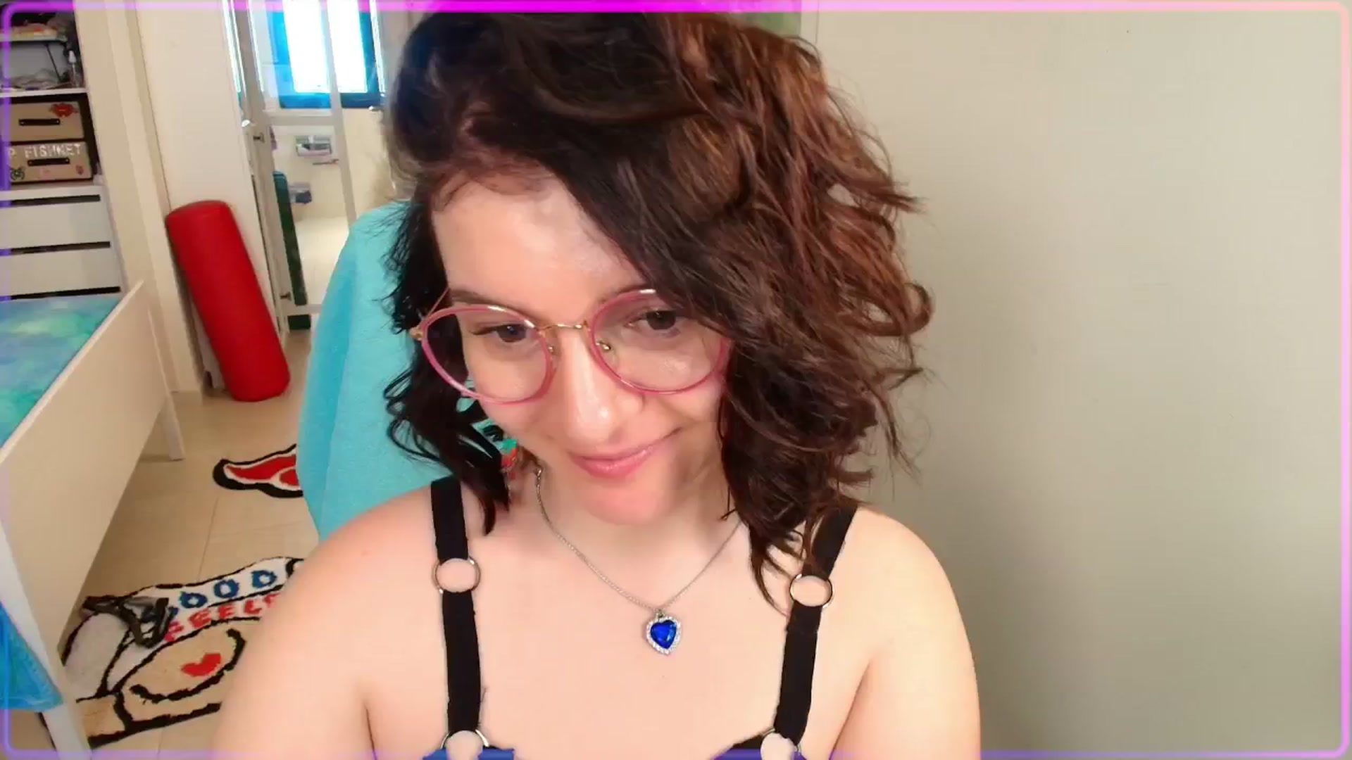 Gallery image thumbnail from SugarSpice22's myfreecams stream on, 06/19/2025, 12:08 image 20 of 20