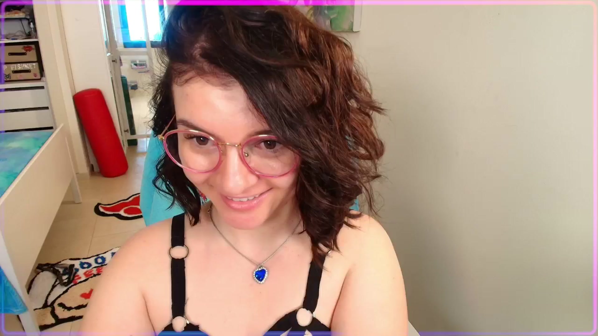 Gallery image thumbnail from SugarSpice22's myfreecams stream on, 06/19/2025, 12:08 image 19 of 20