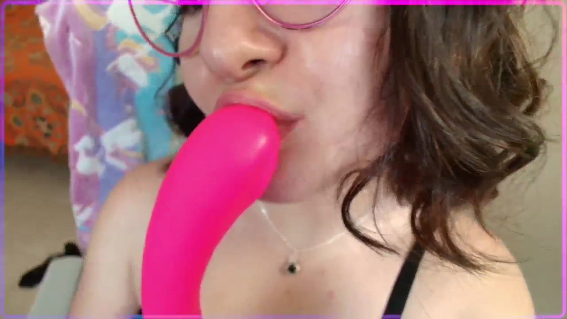 Gallery image thumbnail from SugarSpice22's myfreecams stream on, 06/22/2025, 05:18 image 5 of 20
