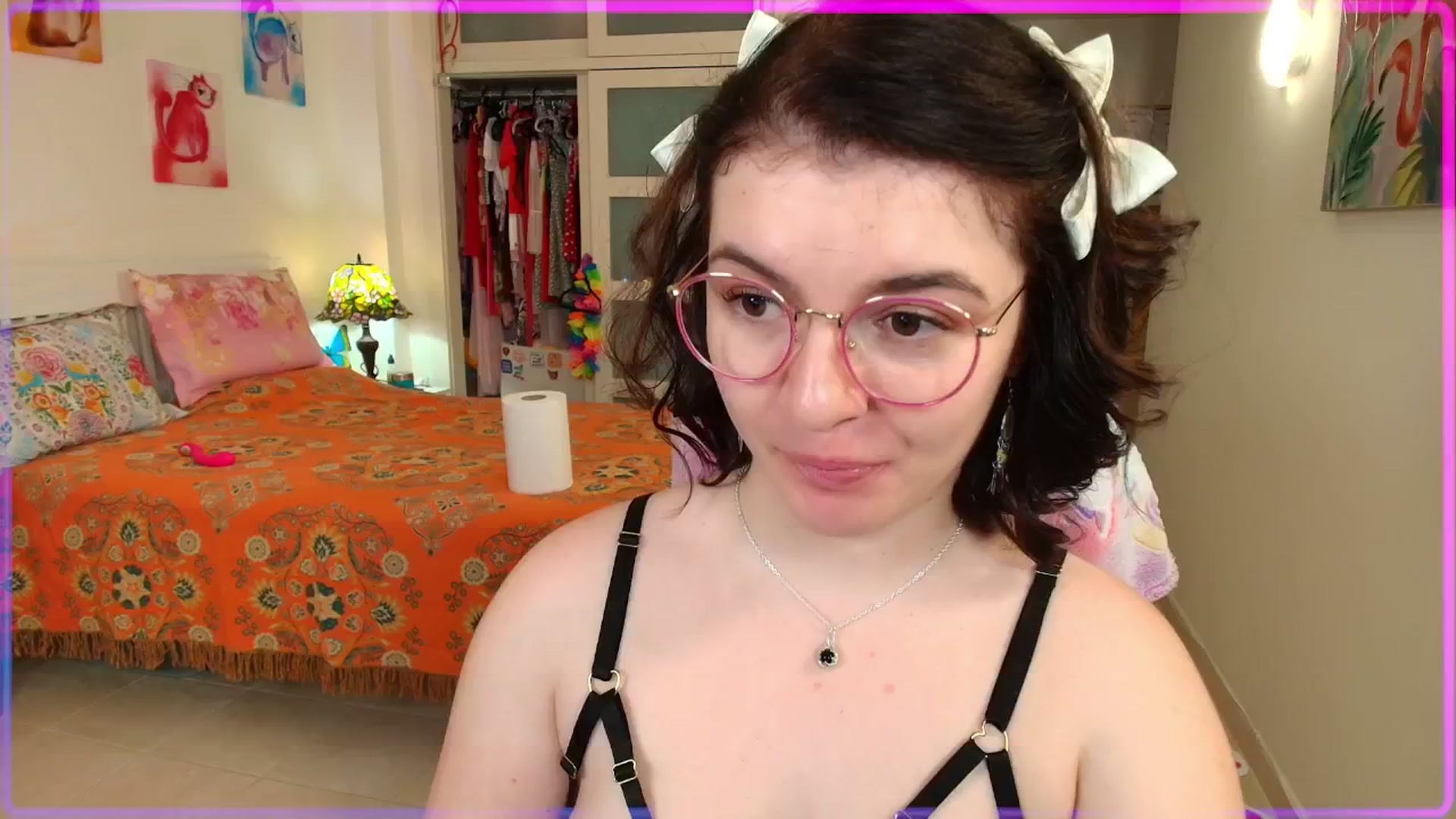 Gallery image thumbnail from SugarSpice22's myfreecams stream on, 06/22/2025, 05:45 image 17 of 20